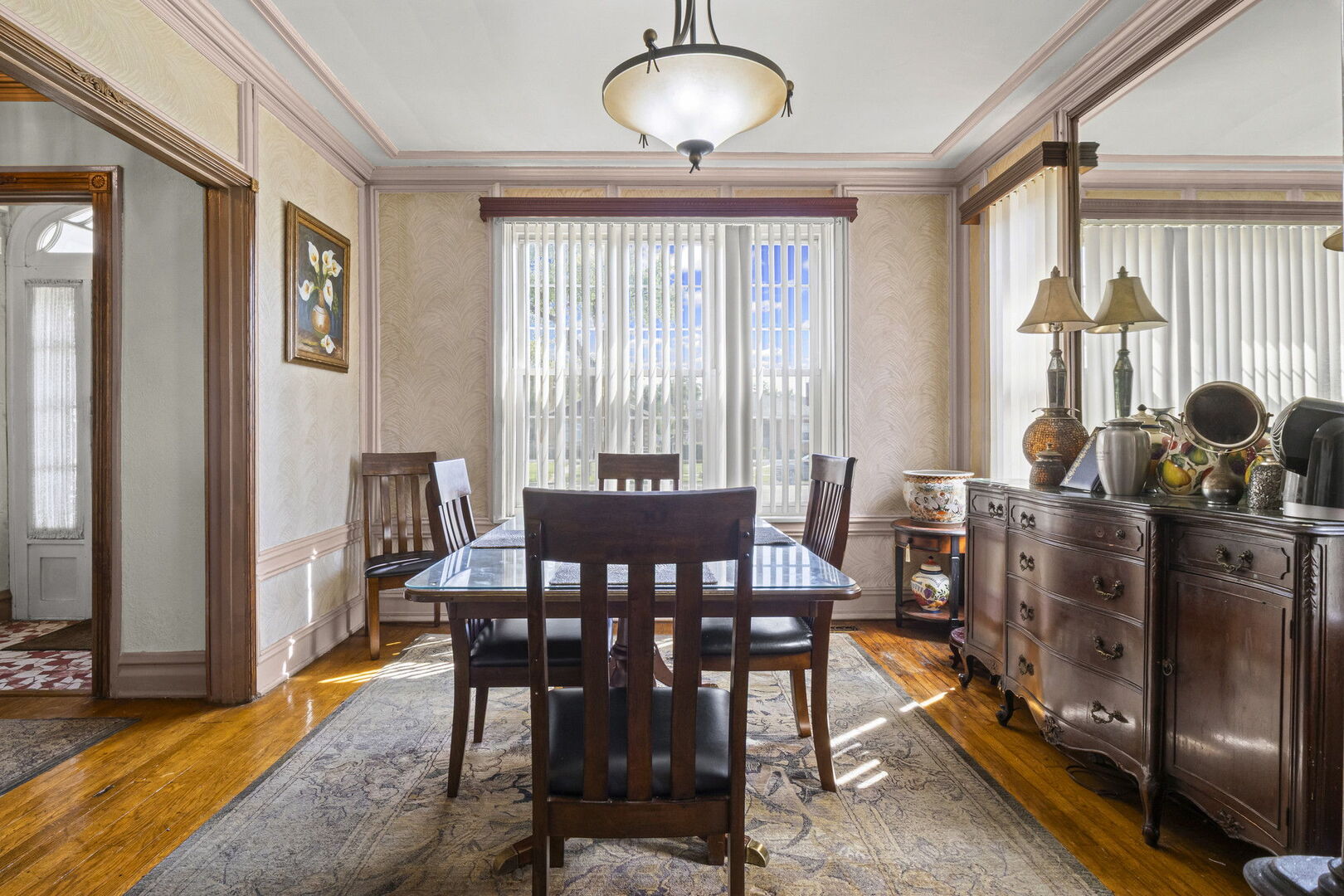 15 E 155th Street, Harvey, IL 60426