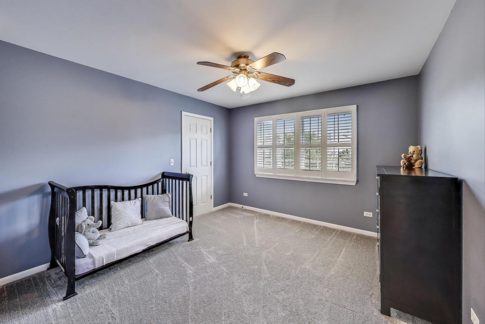 17119 W Prairieview Lane, Gurnee, IL 60031
