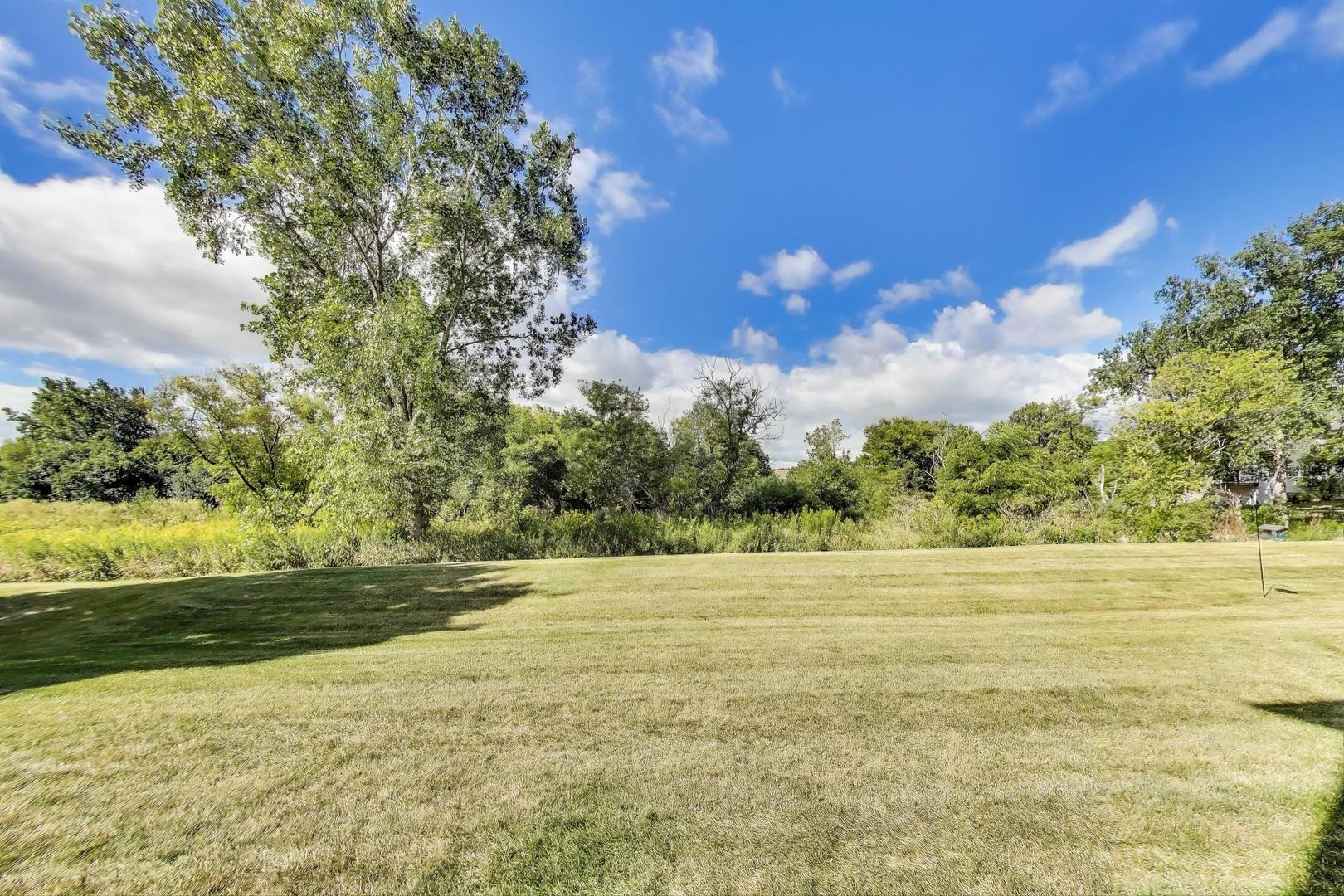17119 W Prairieview Lane, Gurnee, IL 60031