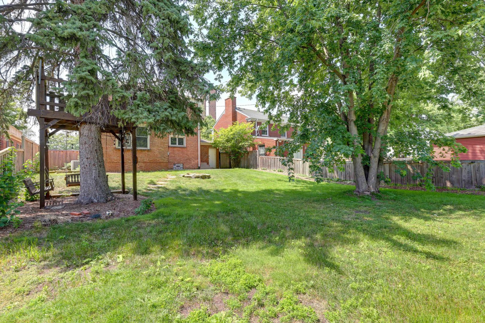 509 S Brainard Avenue, La Grange, IL 60525