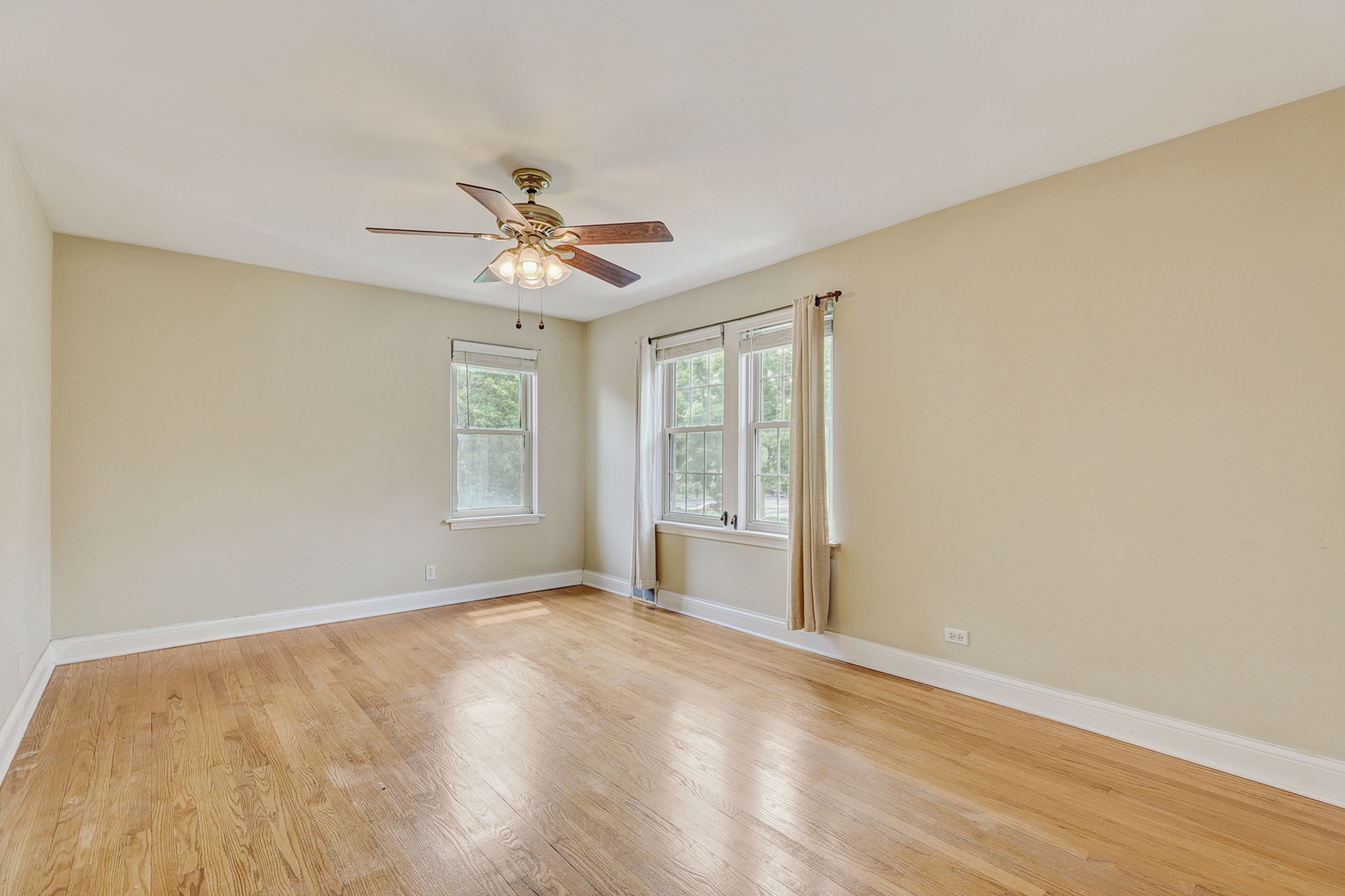 509 S Brainard Avenue, La Grange, IL 60525