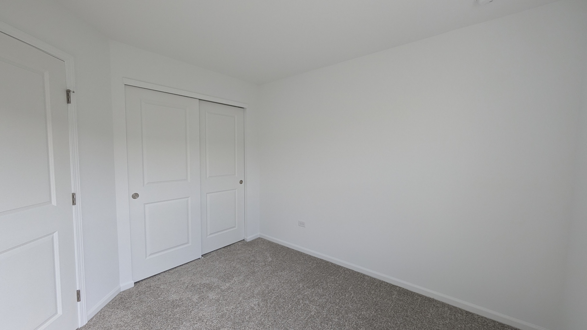 527 Red Oak Circle #2202, Volo, IL 60020