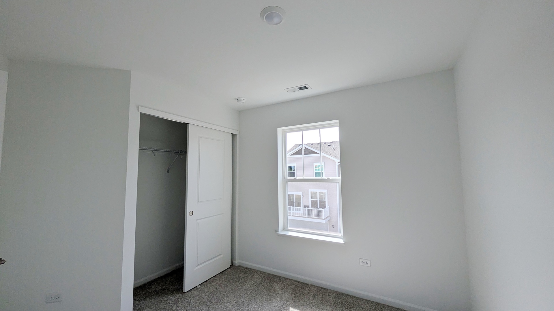 527 Red Oak Circle #2202, Volo, IL 60020
