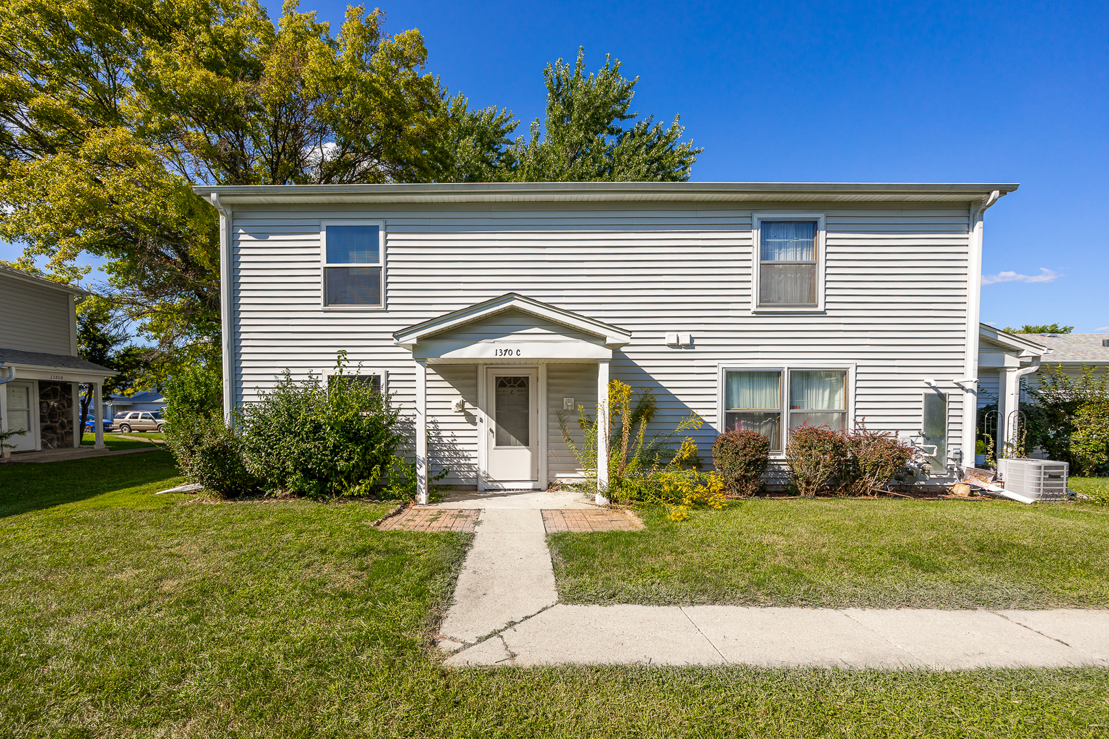1370 N Glen Circle #C, Aurora, IL 60506