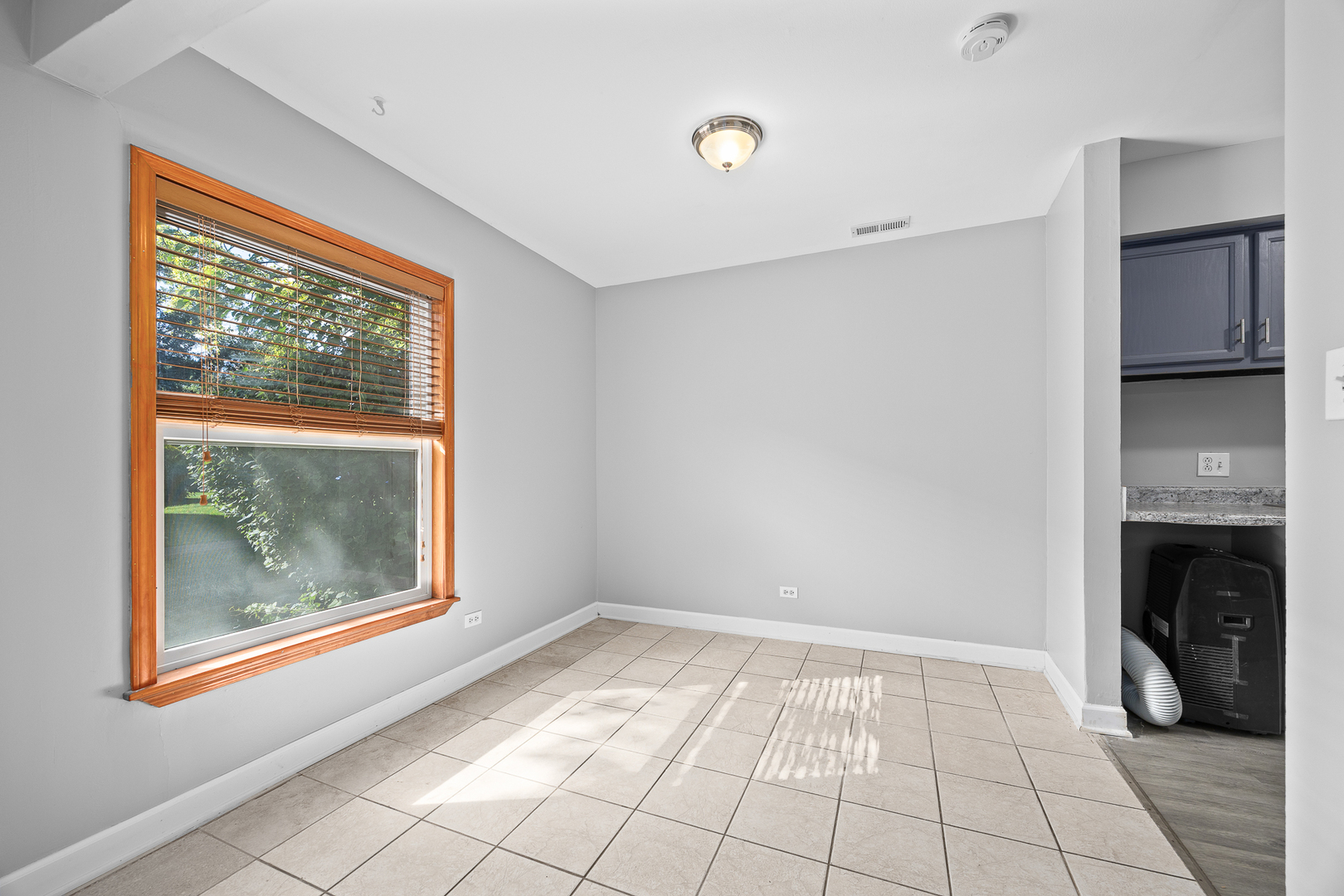 1370 N Glen Circle #C, Aurora, IL 60506