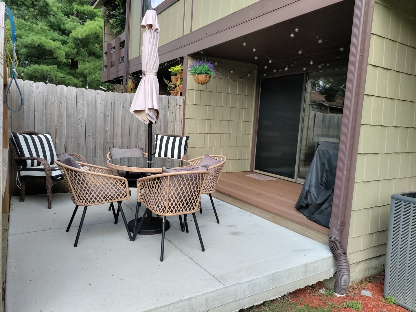 3 Stoney Creek Drive #A, Palos Hills, IL 60465