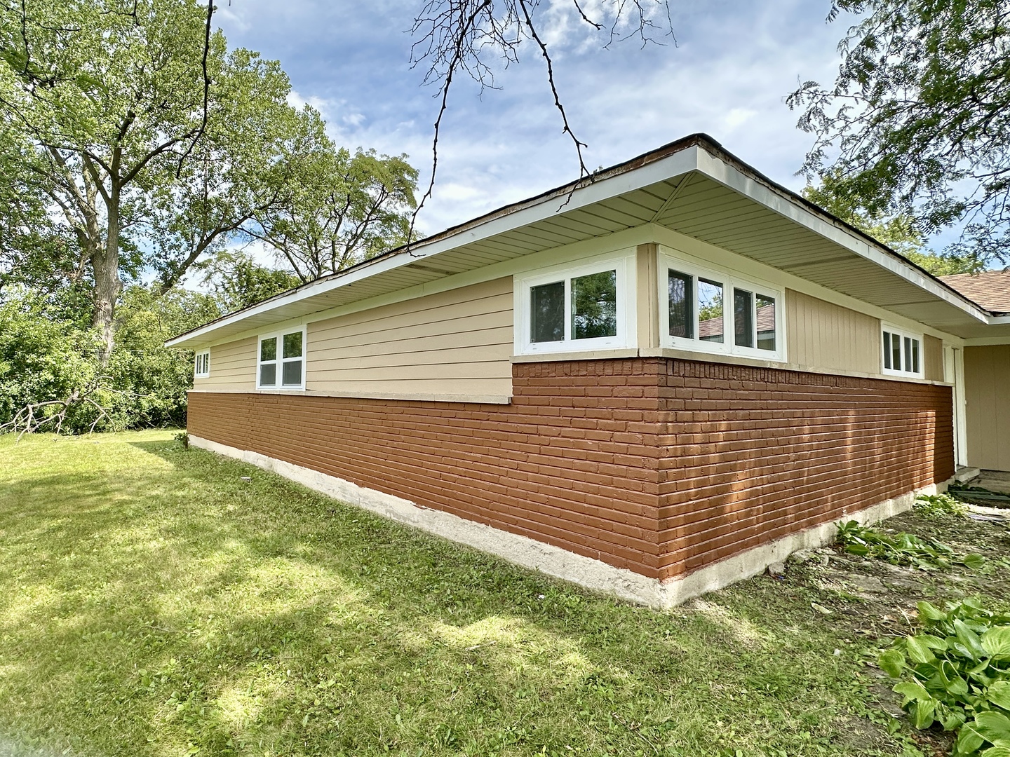 340 Sauk Trail, Park Forest, IL 60466