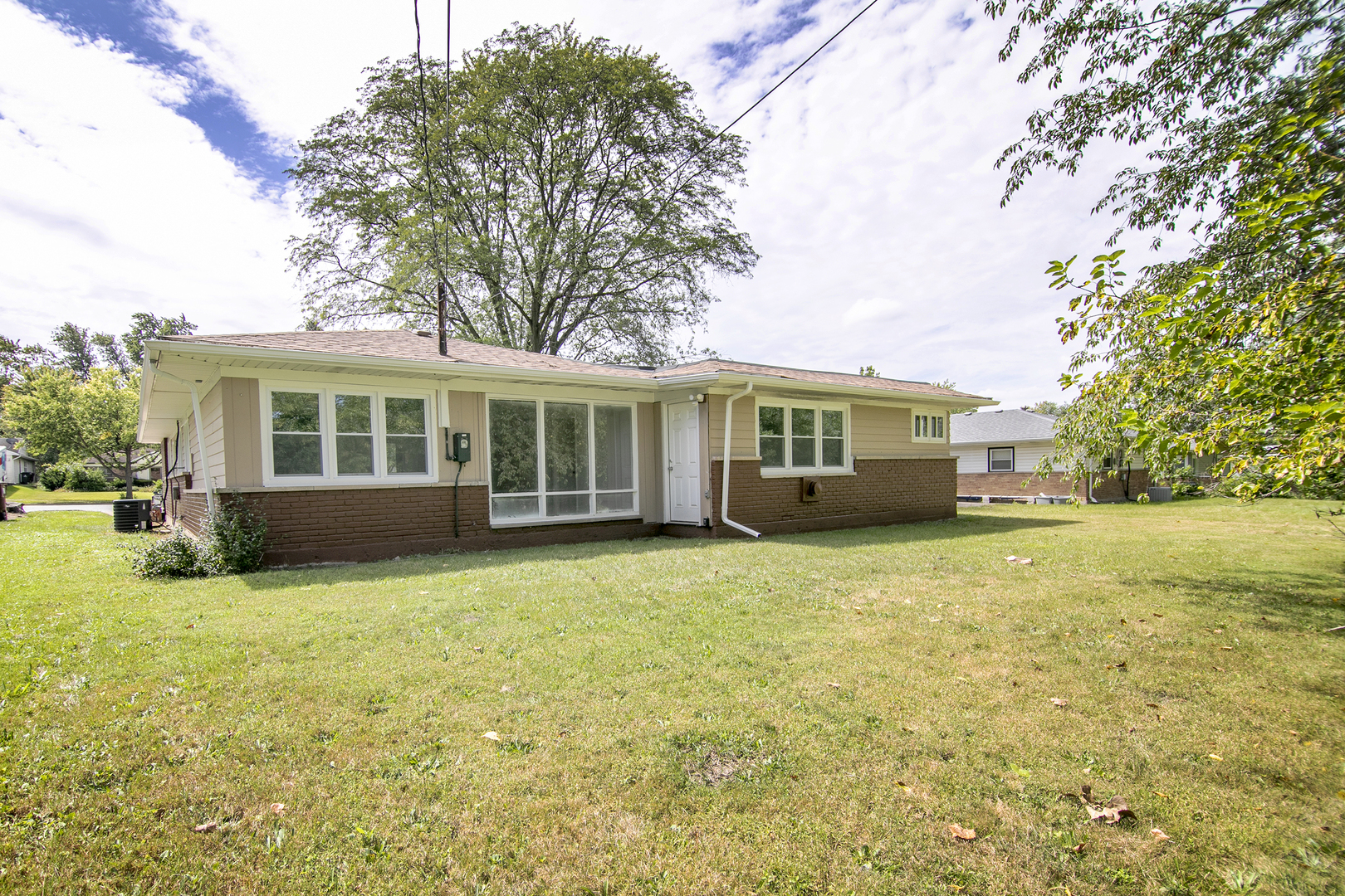 340 Sauk Trail, Park Forest, IL 60466