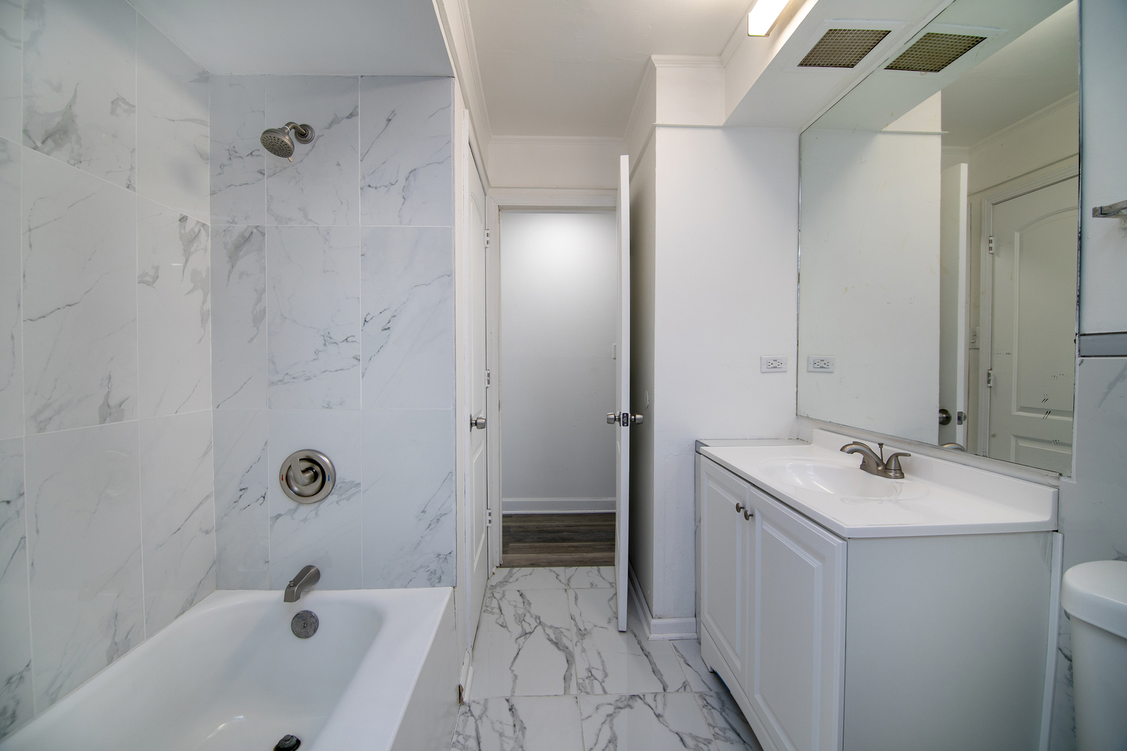 340 Sauk Trail, Park Forest, IL 60466