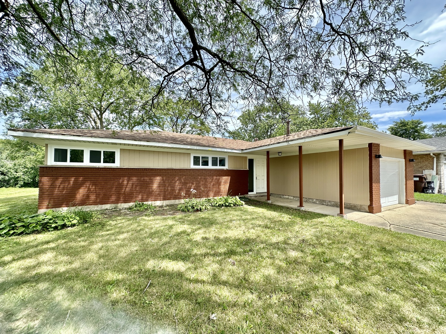 340 Sauk Trail, Park Forest, IL 60466