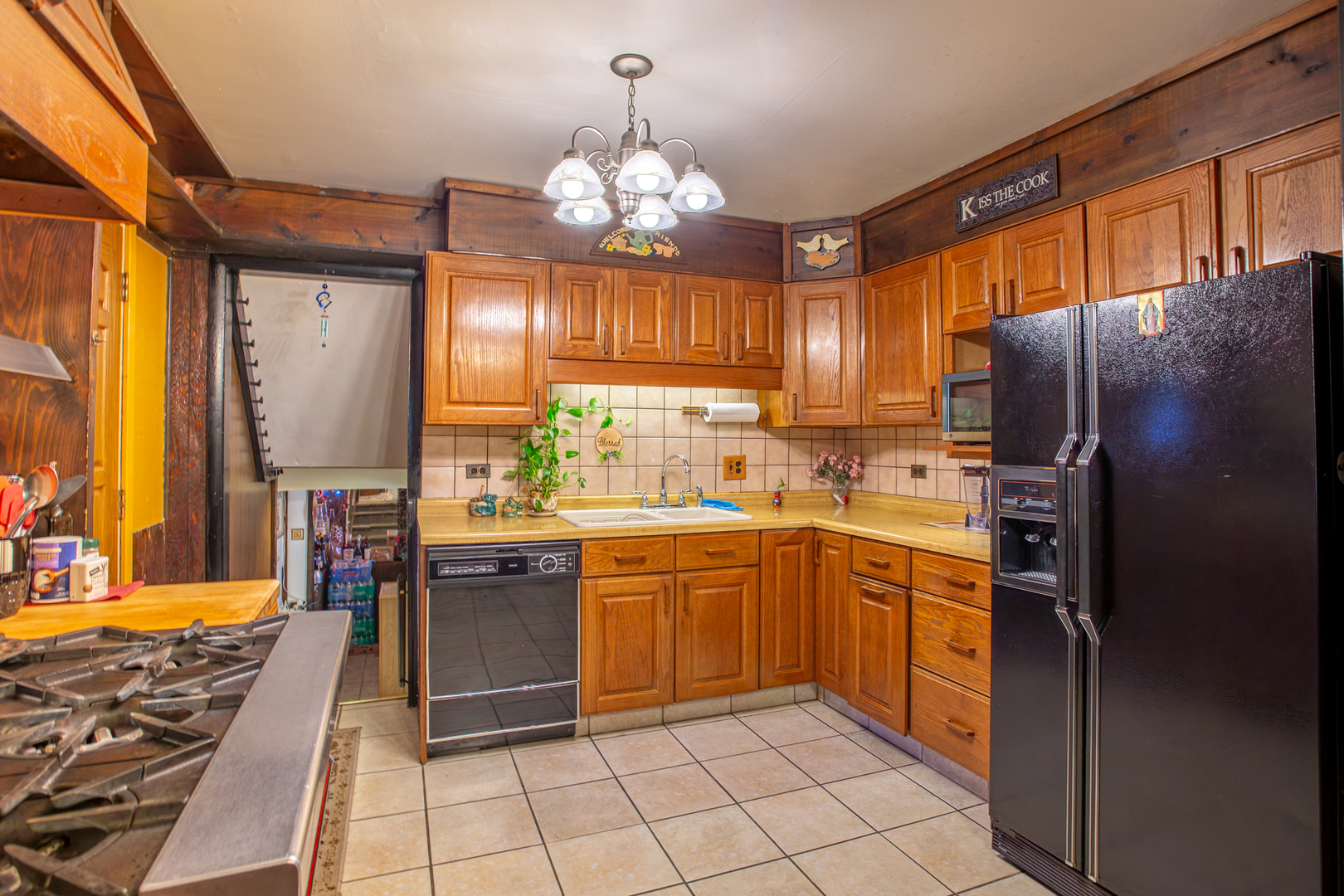 2201 Kingfisher Lane, Rolling Meadows, IL 60008