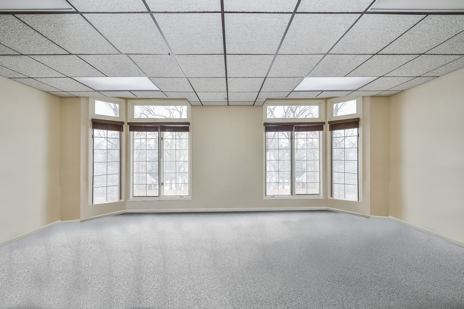 610 W Roosevelt Road #D2, Wheaton, IL 60187