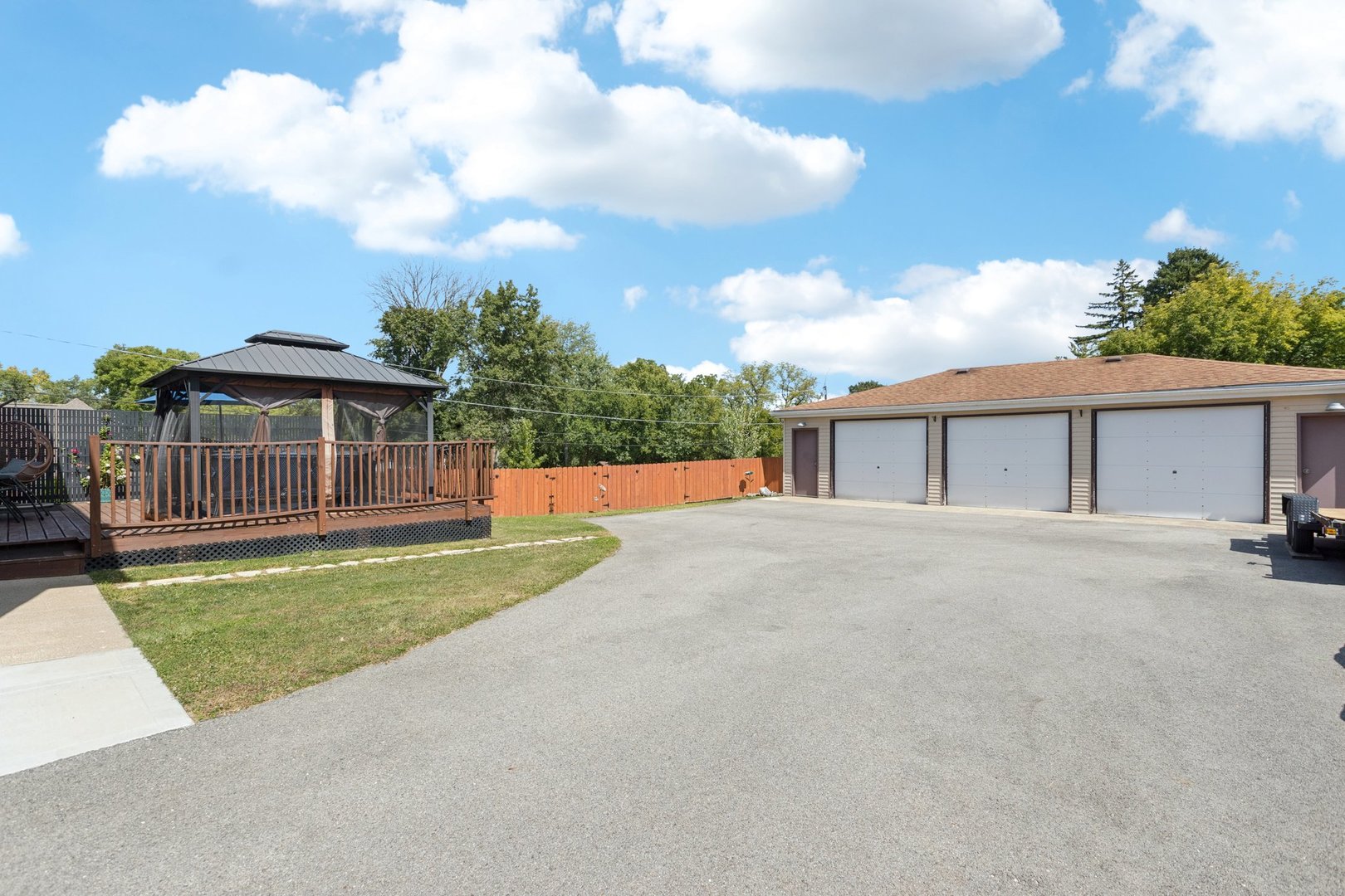 715 Fuller Road, Gurnee, IL 60031