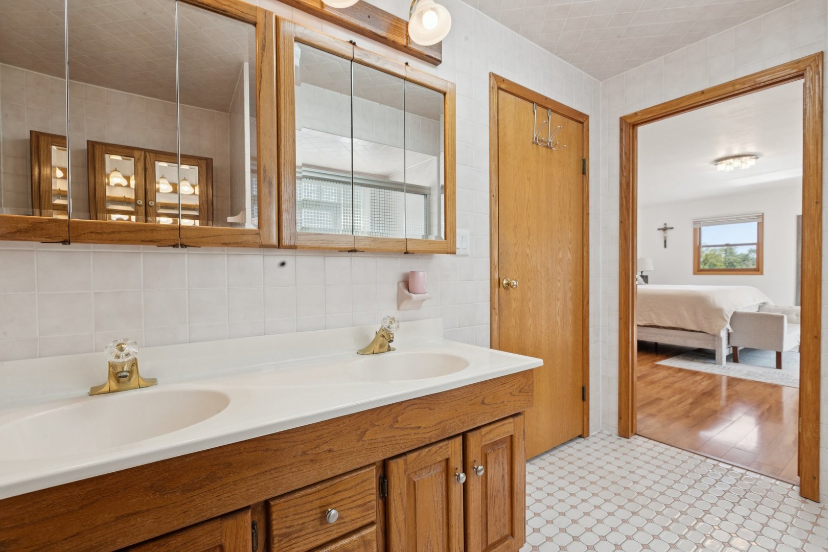 715 Fuller Road, Gurnee, IL 60031