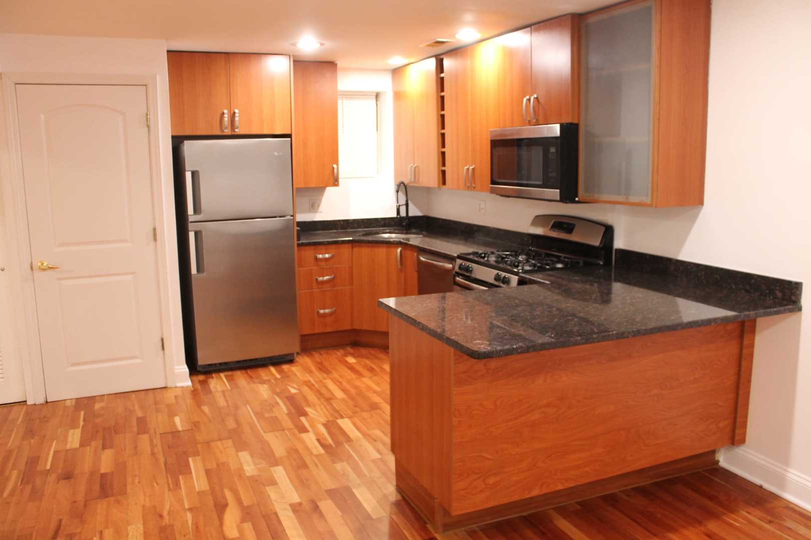 4944 N Spaulding Avenue #G, Chicago, IL 60625