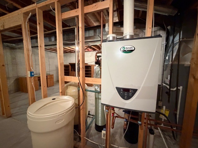 5897 Country Meadow Lane, Clinton, IL 61727