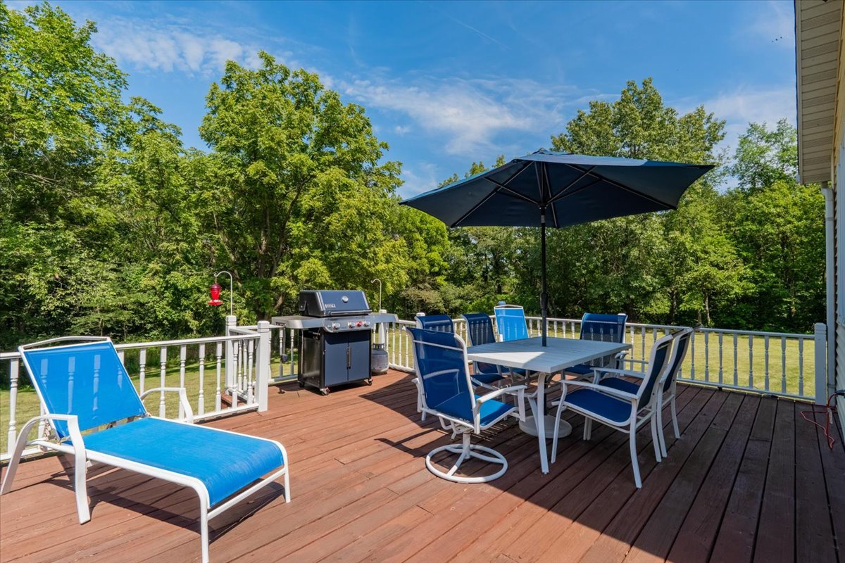 5897 Country Meadow Lane, Clinton, IL 61727