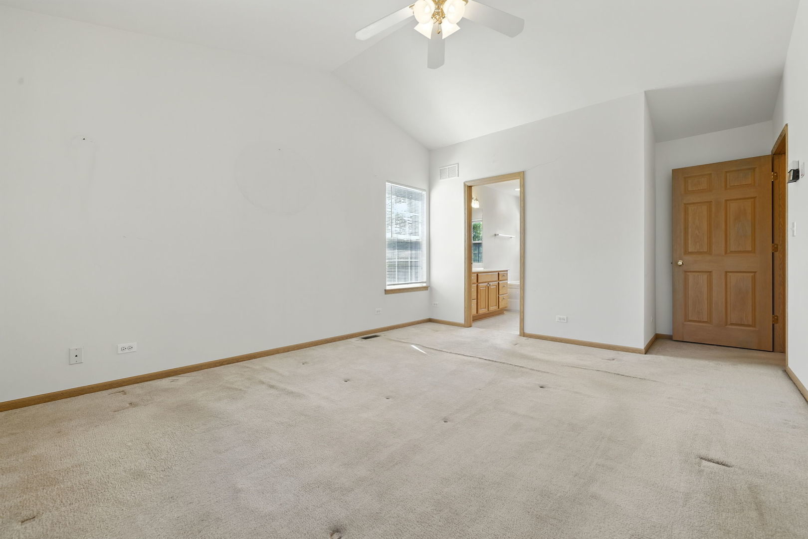2218 Matthew Place, Zion, IL 60099