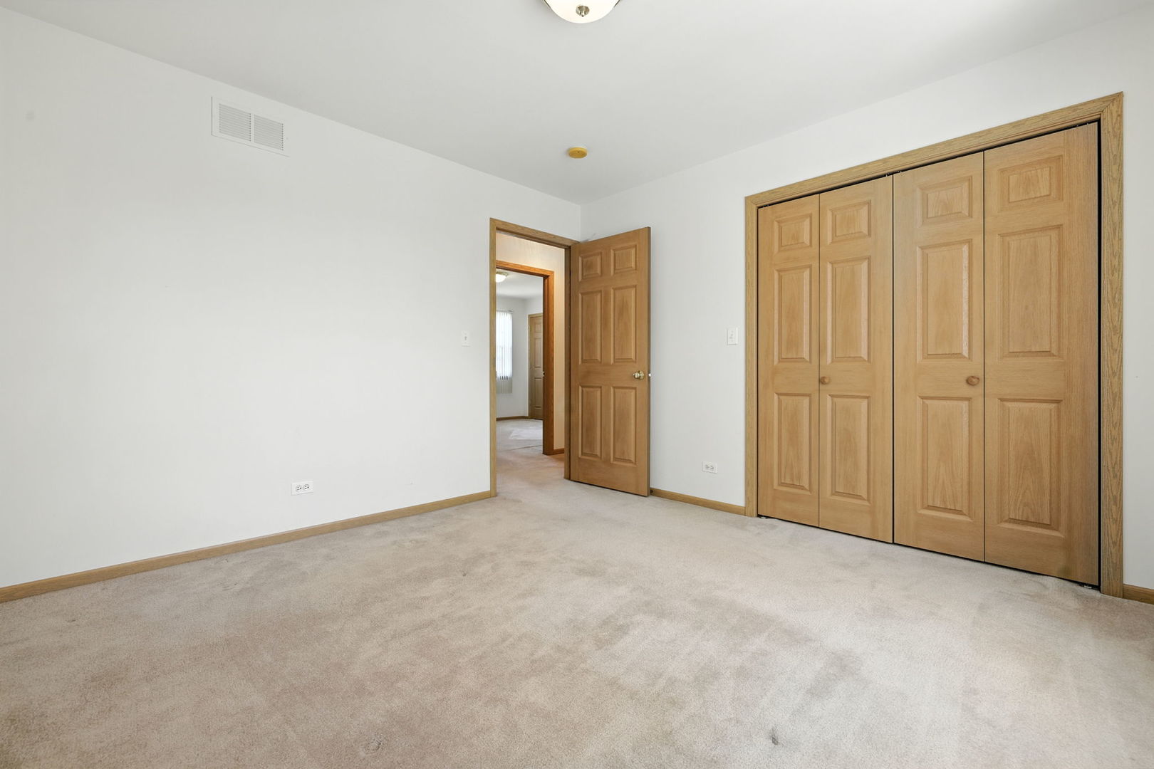 2218 Matthew Place, Zion, IL 60099