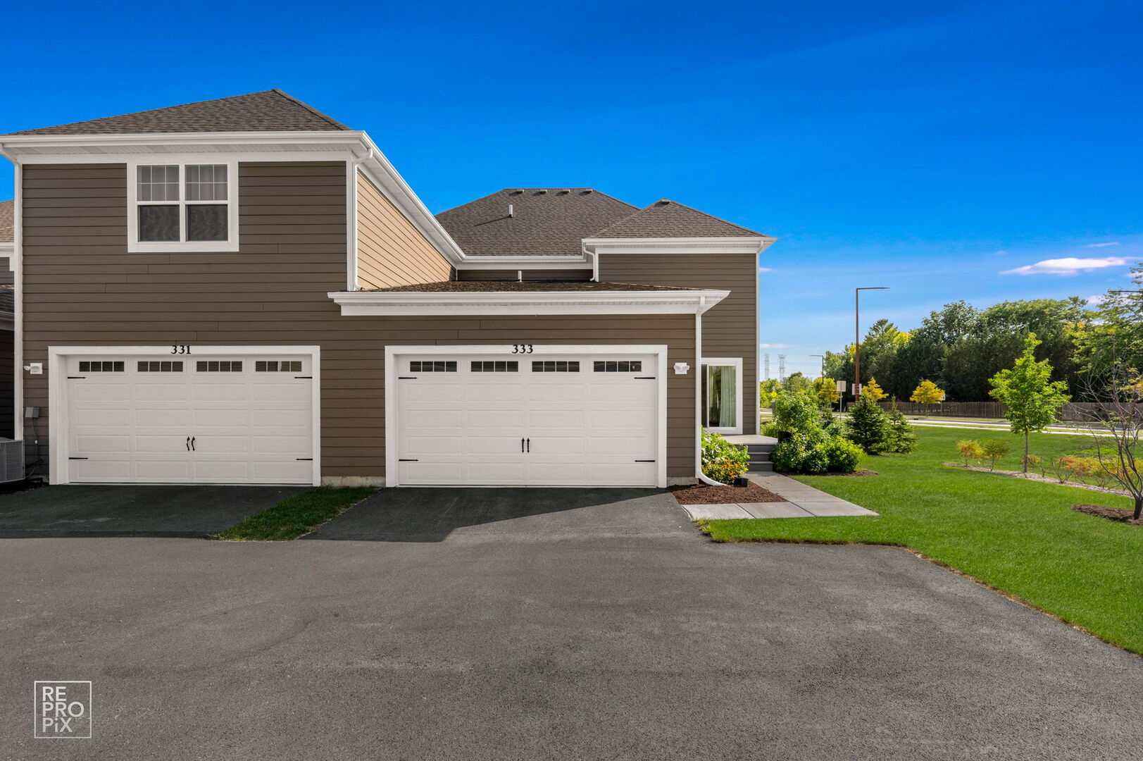 333 Didier Court, Buffalo Grove, IL 60089