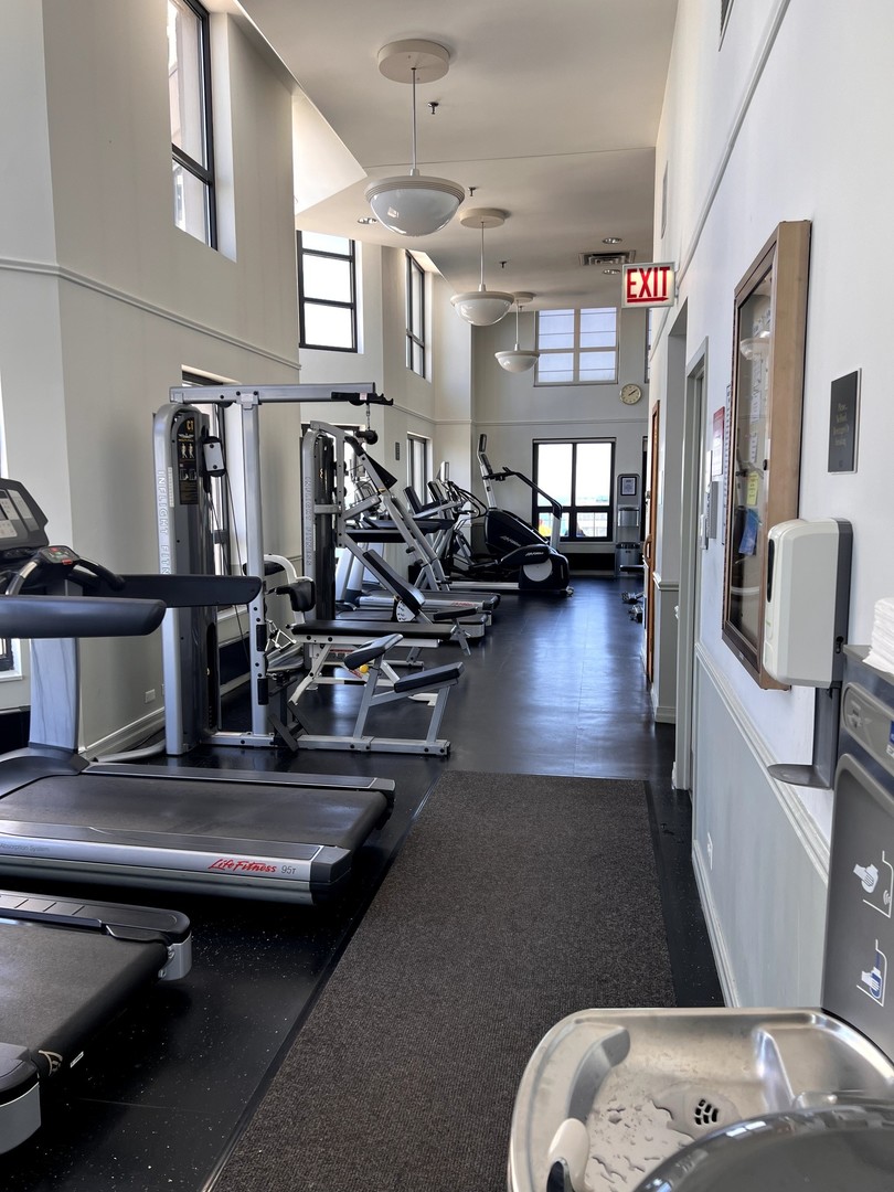 401 E Ontario Street #406, Chicago, IL 60611