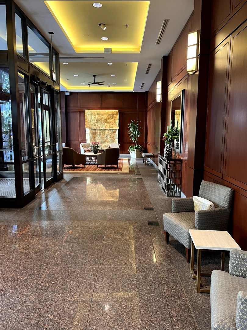 401 E Ontario Street #406, Chicago, IL 60611