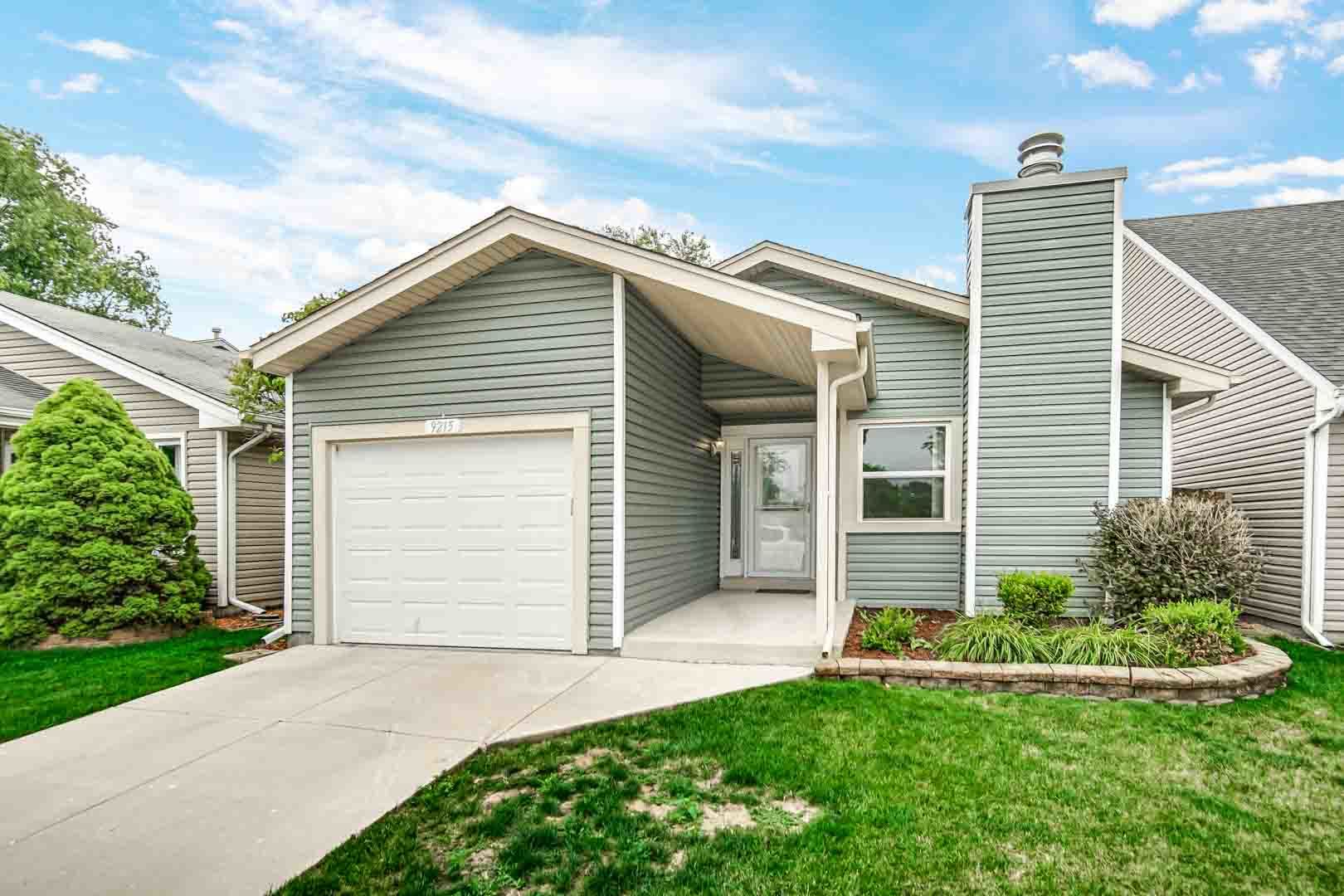 9215 Fox Court, Orland Hills, IL 60487