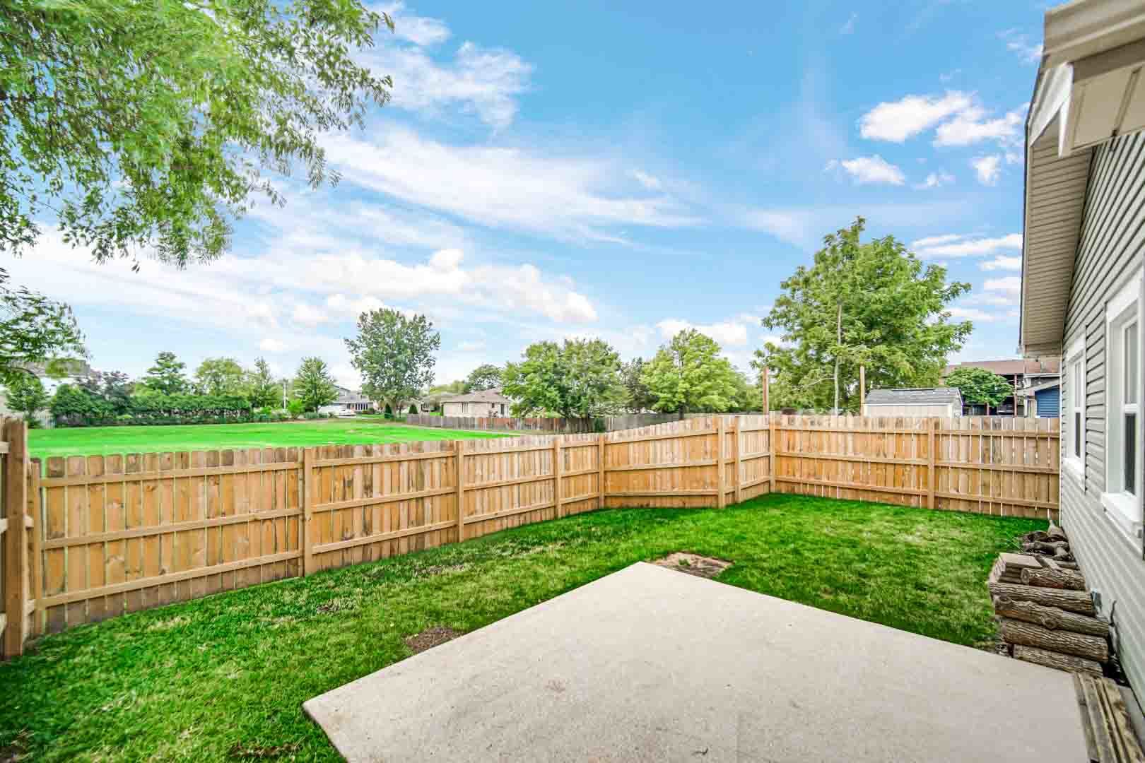 9215 Fox Court, Orland Hills, IL 60487
