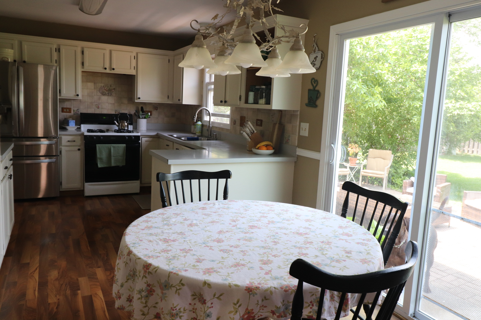 1900 Waverly Lane, Algonquin, IL 60102