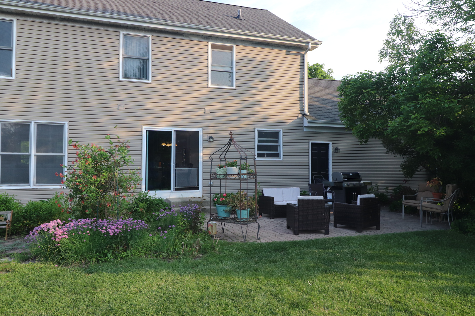 1900 Waverly Lane, Algonquin, IL 60102