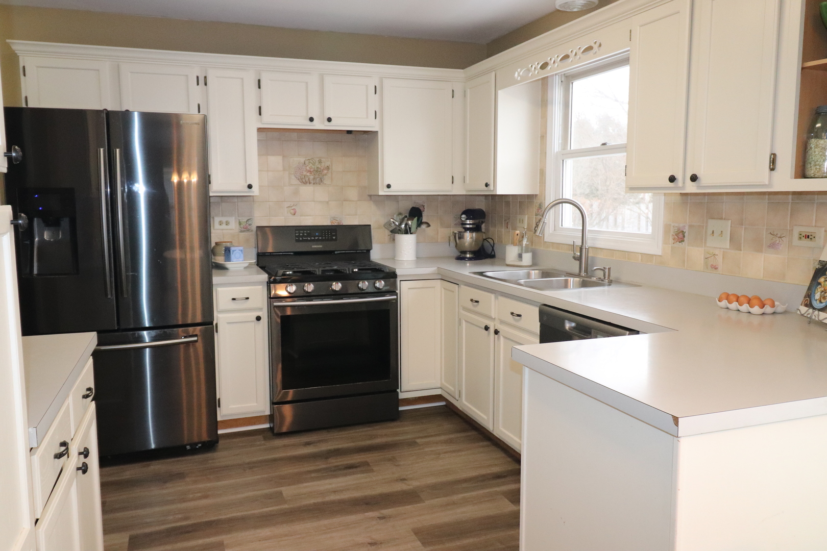 1900 Waverly Lane, Algonquin, IL 60102