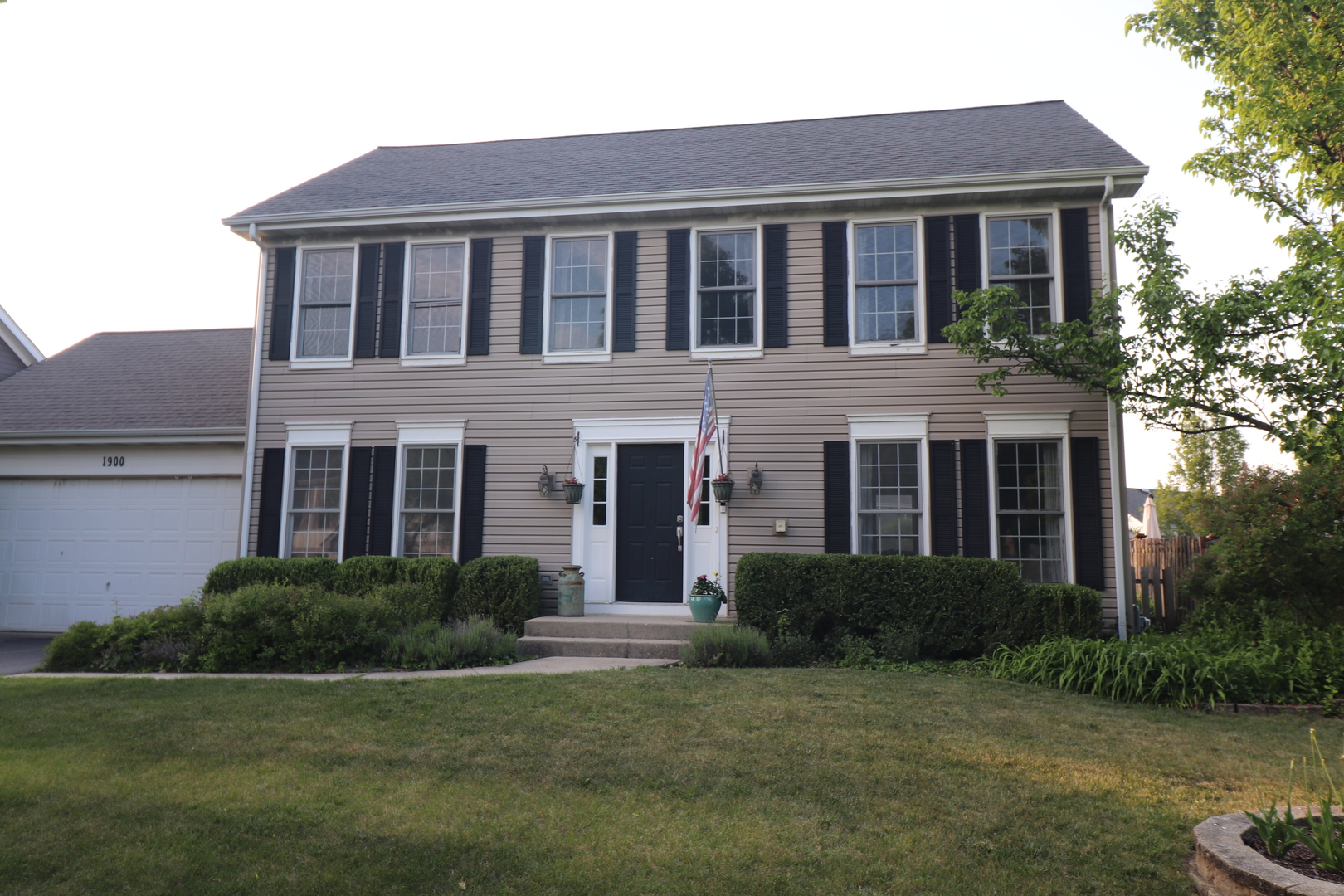 1900 Waverly Lane, Algonquin, IL 60102