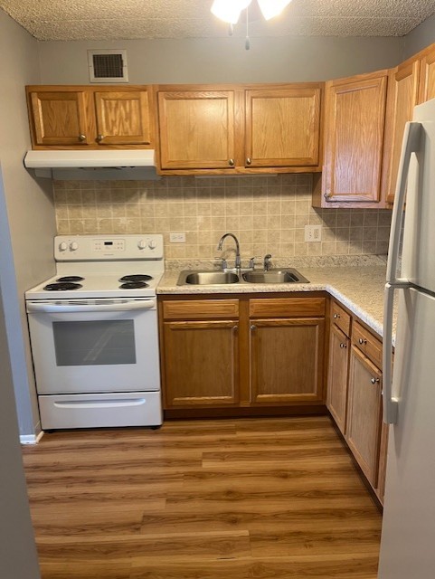 9098 W Terrace Drive #2I, Niles, IL 60714