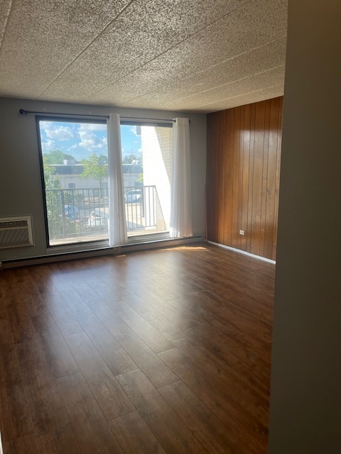 9098 W Terrace Drive #2I, Niles, IL 60714