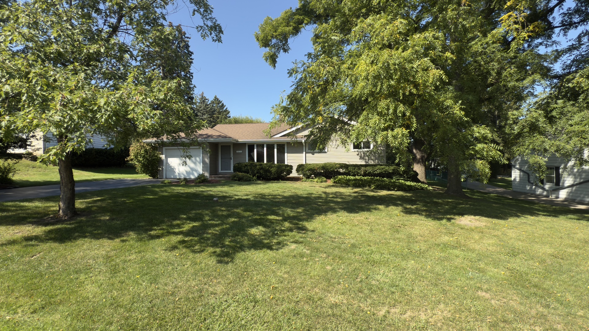4014 Morton Avenue, Downers Grove, IL 60515