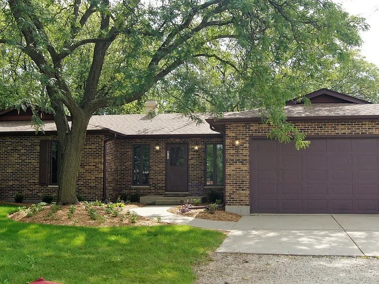 4725 W Crystal Lake Road #0, McHenry, IL 60050