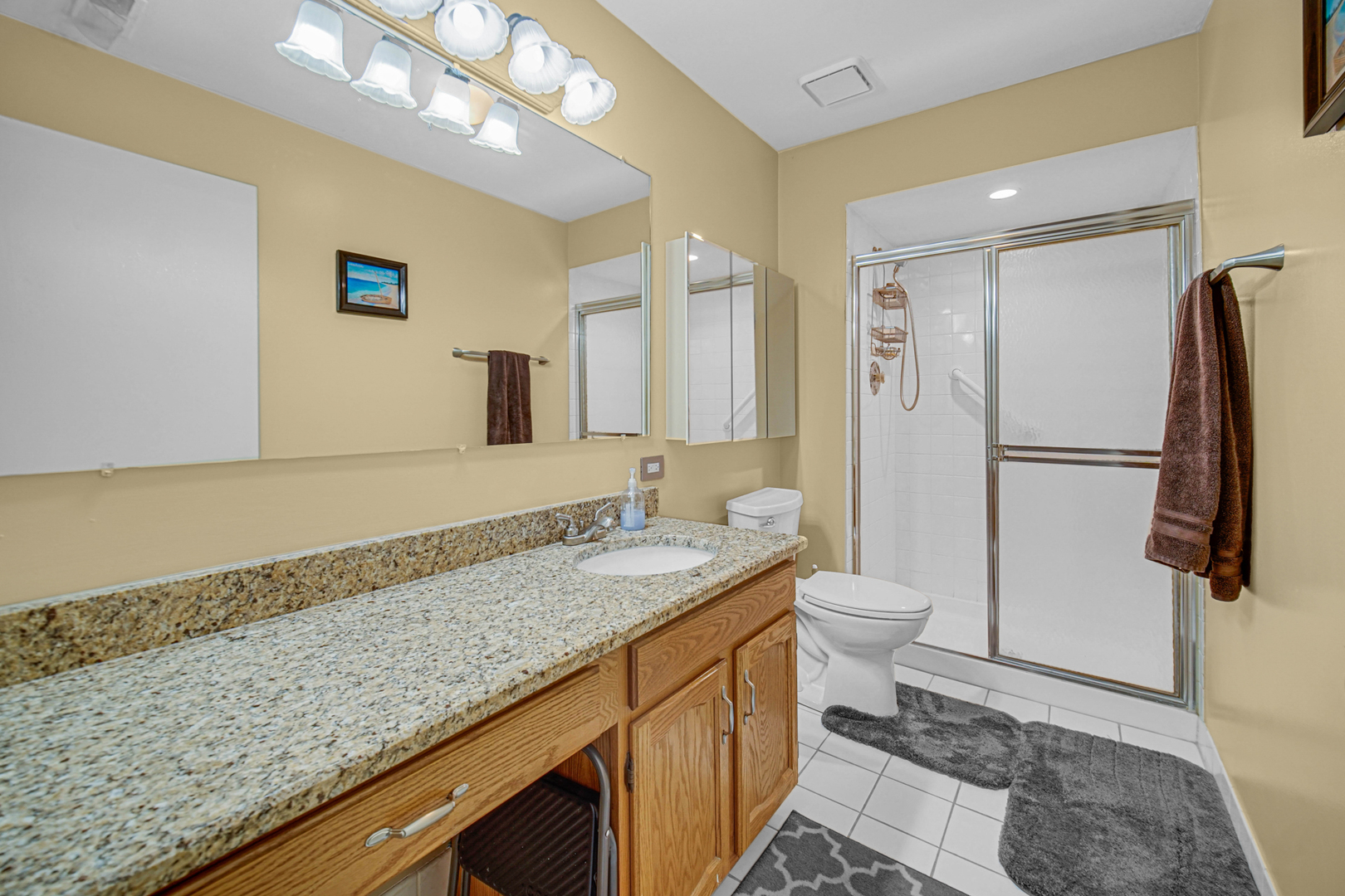 127 Acacia Circle #505, Indian Head Park, IL 60525