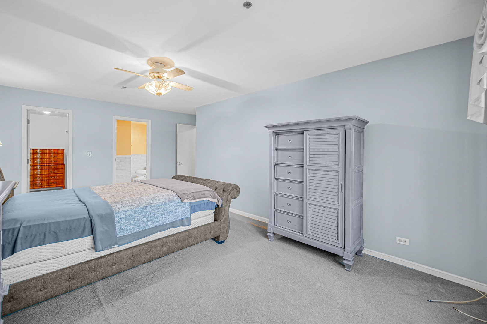127 Acacia Circle #505, Indian Head Park, IL 60525