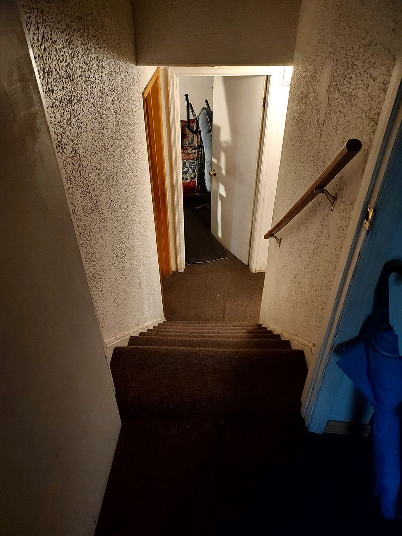 9834 S oglesby Street, Chicago, IL 60617