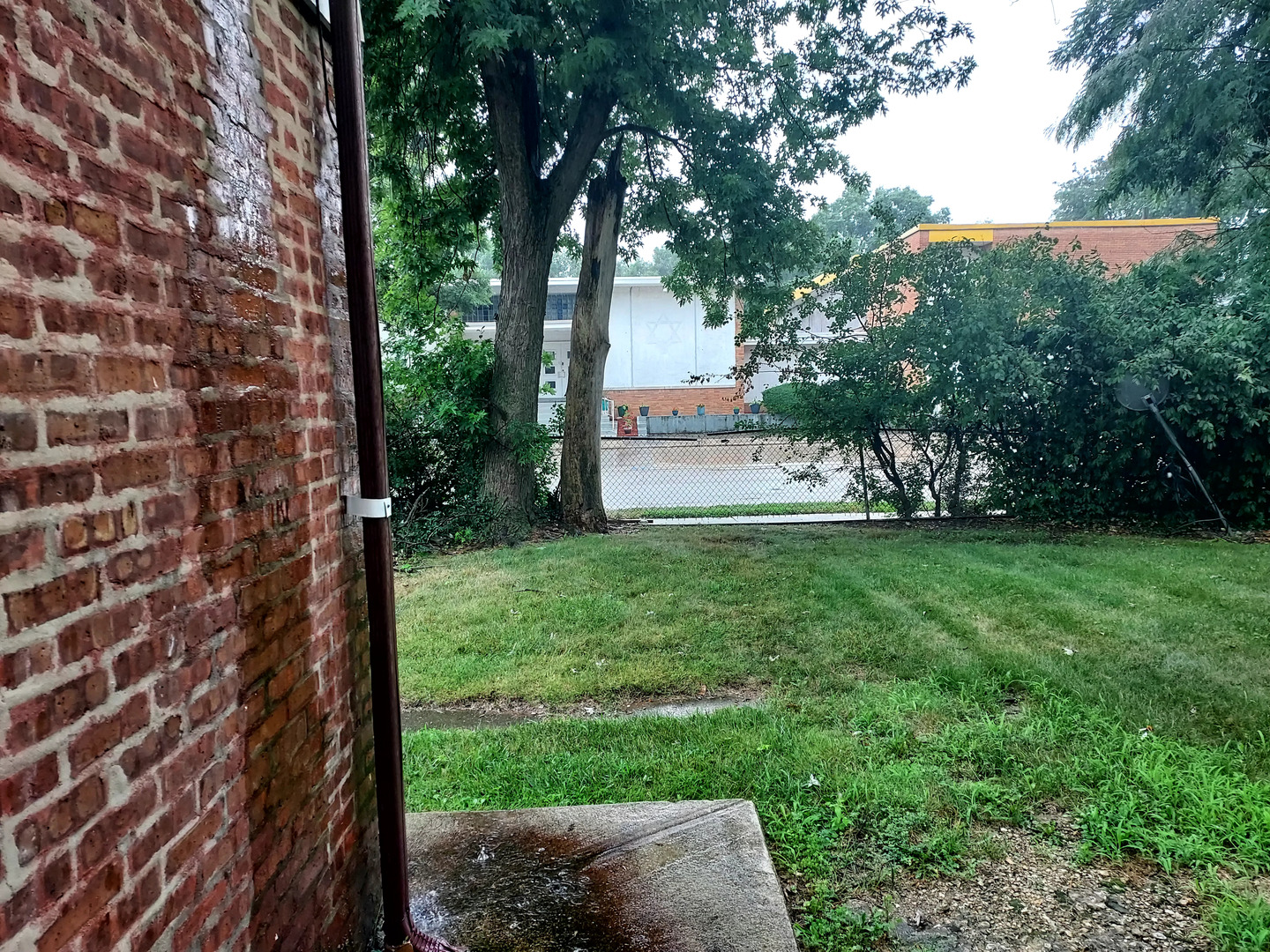 9834 S oglesby Street, Chicago, IL 60617