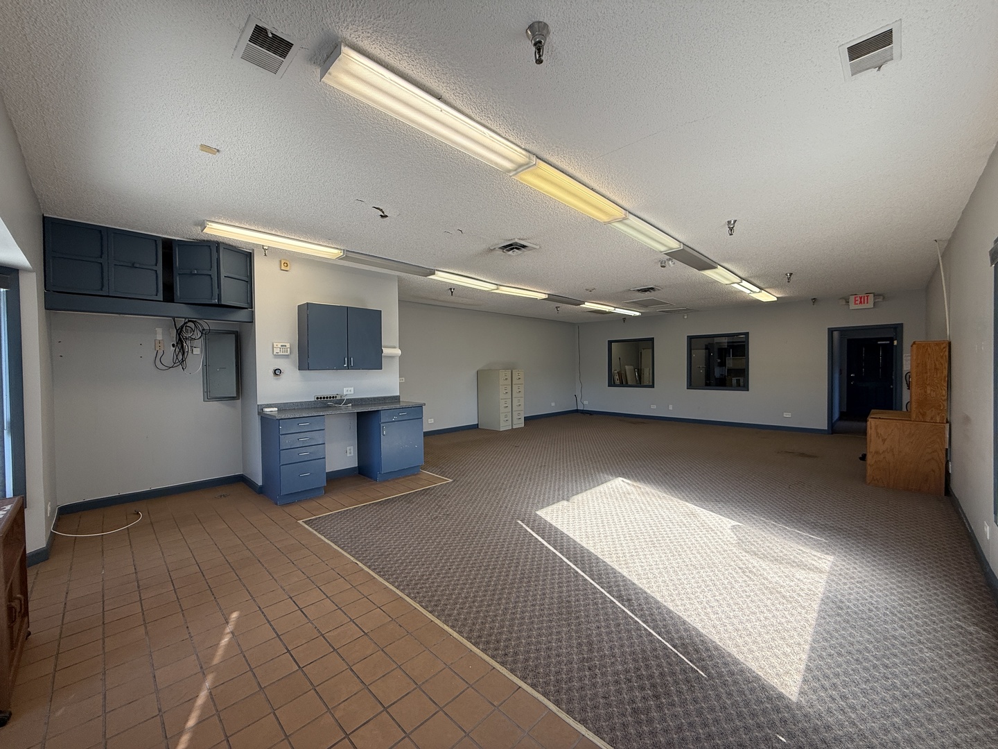 6434 S Cass Avenue, Westmont, IL 60559