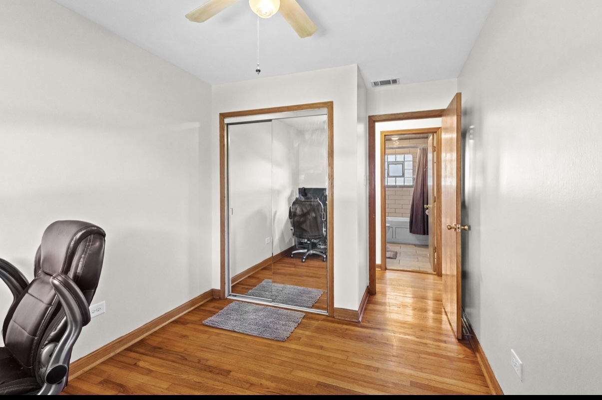 5551 Margie Lane, Oak Forest, IL 60452