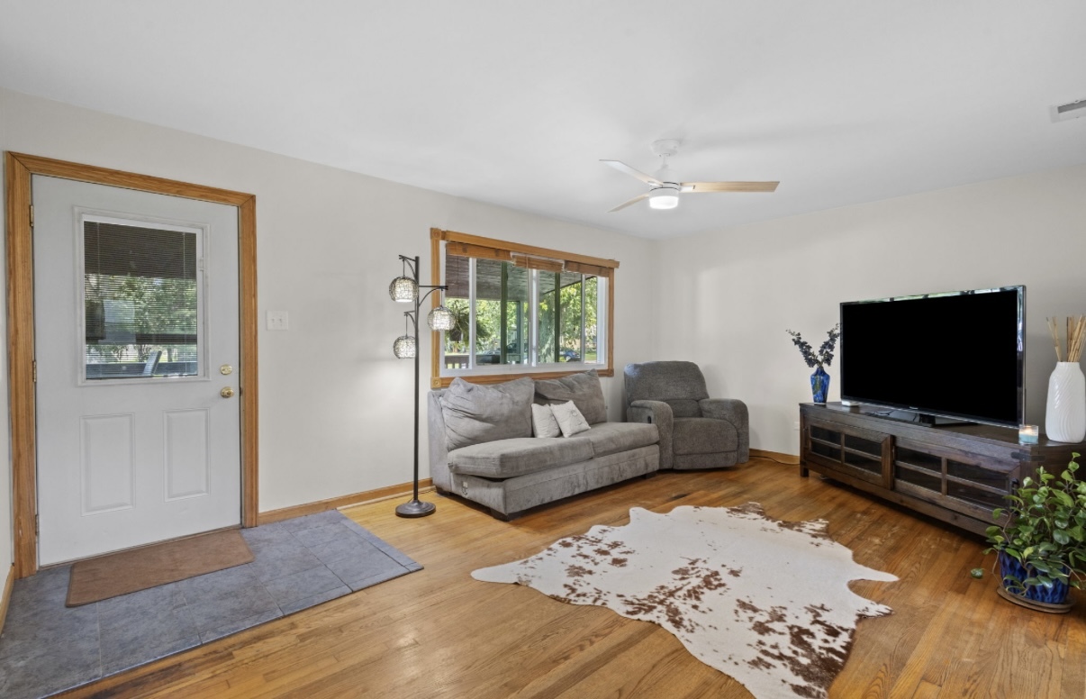 5551 Margie Lane, Oak Forest, IL 60452