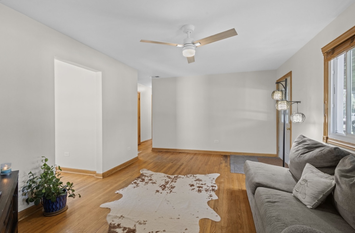 5551 Margie Lane, Oak Forest, IL 60452