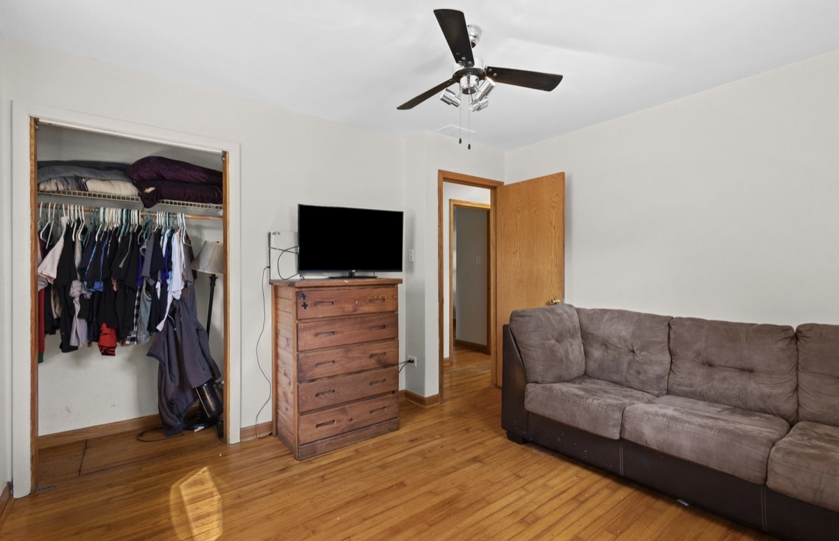5551 Margie Lane, Oak Forest, IL 60452