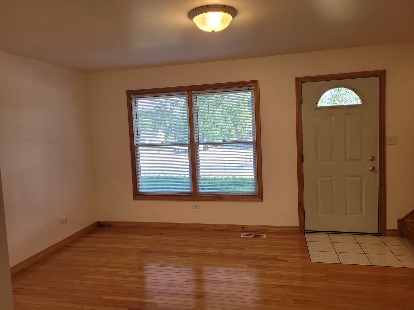 426 E 5th Street, Lockport, IL 60441