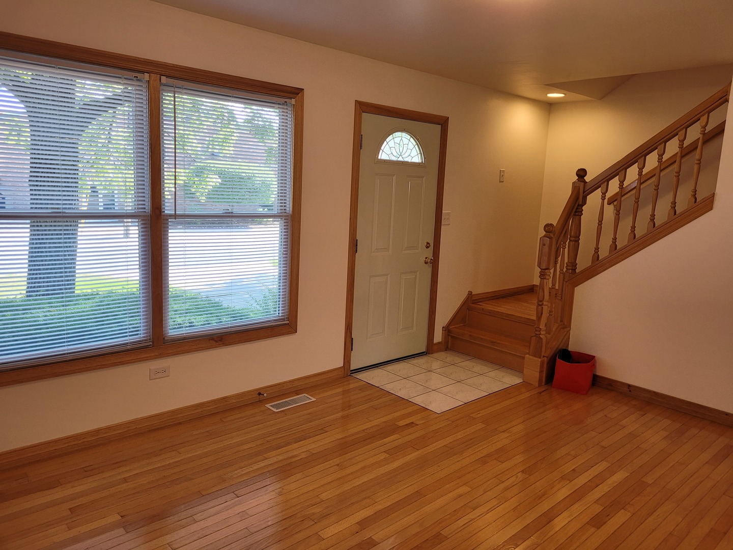 426 E 5th Street, Lockport, IL 60441