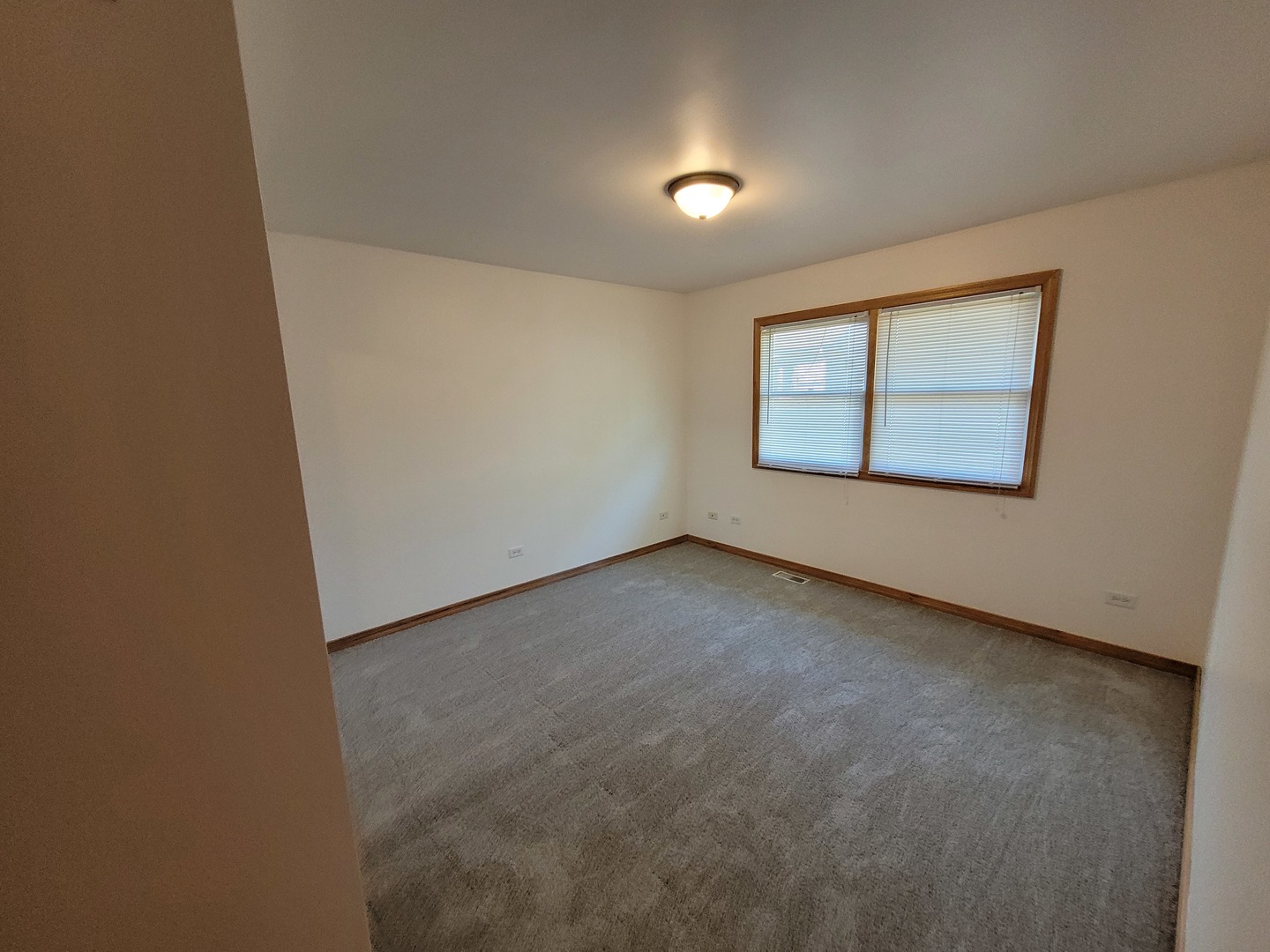 426 E 5th Street, Lockport, IL 60441
