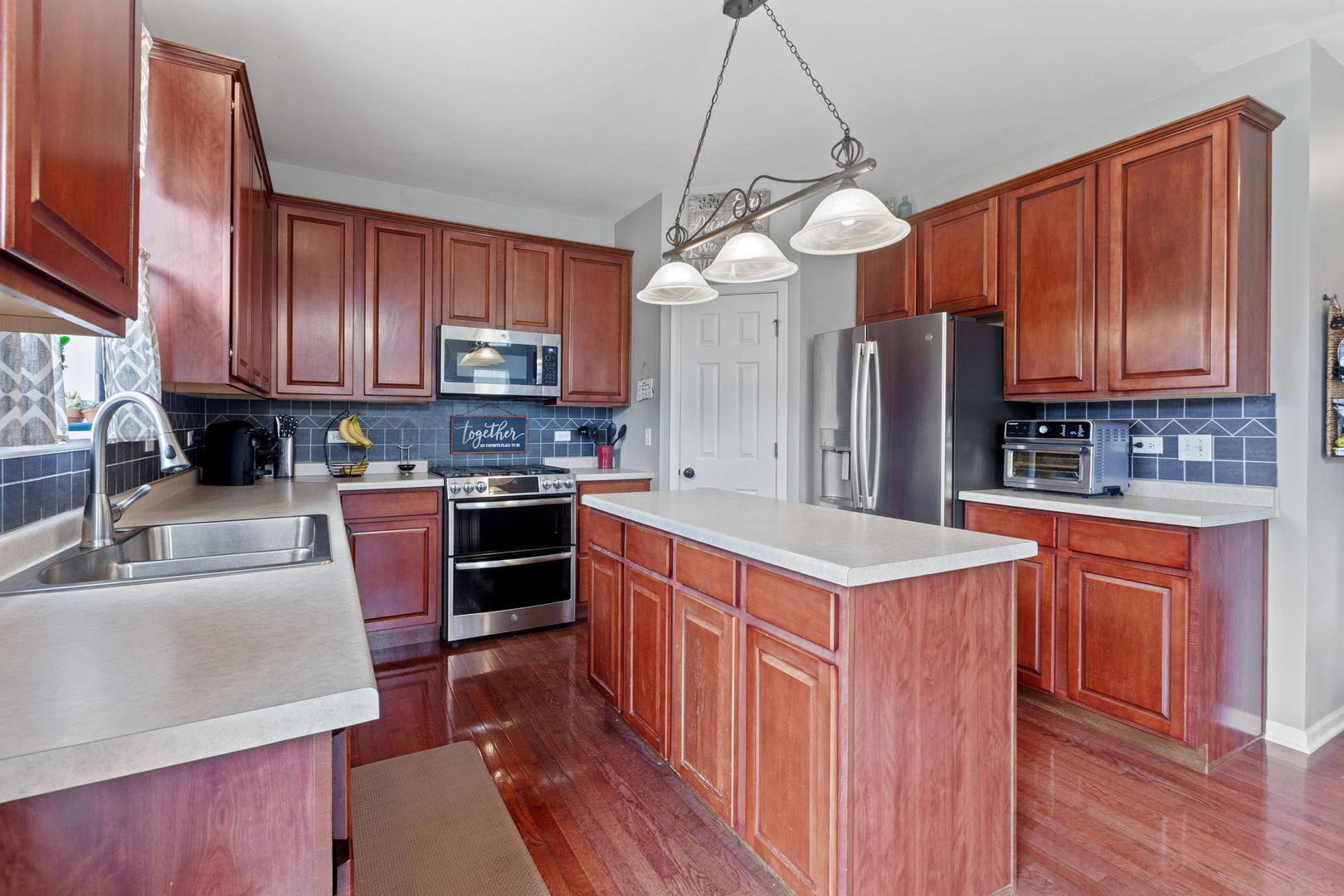 3383 Sonoma Circle, Lake In The Hills, IL 60156