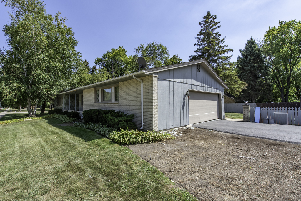 2900 Bethel Boulevard, Zion, IL 60099